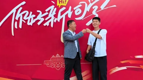 罗技502电竞鼠标新版本，游戏体验再飞跃